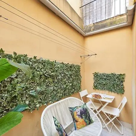 Patio Boutique De 5 *
